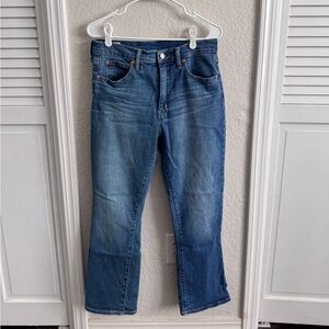 Women’s GAP Blue Jeans - Mid Wash - size 30